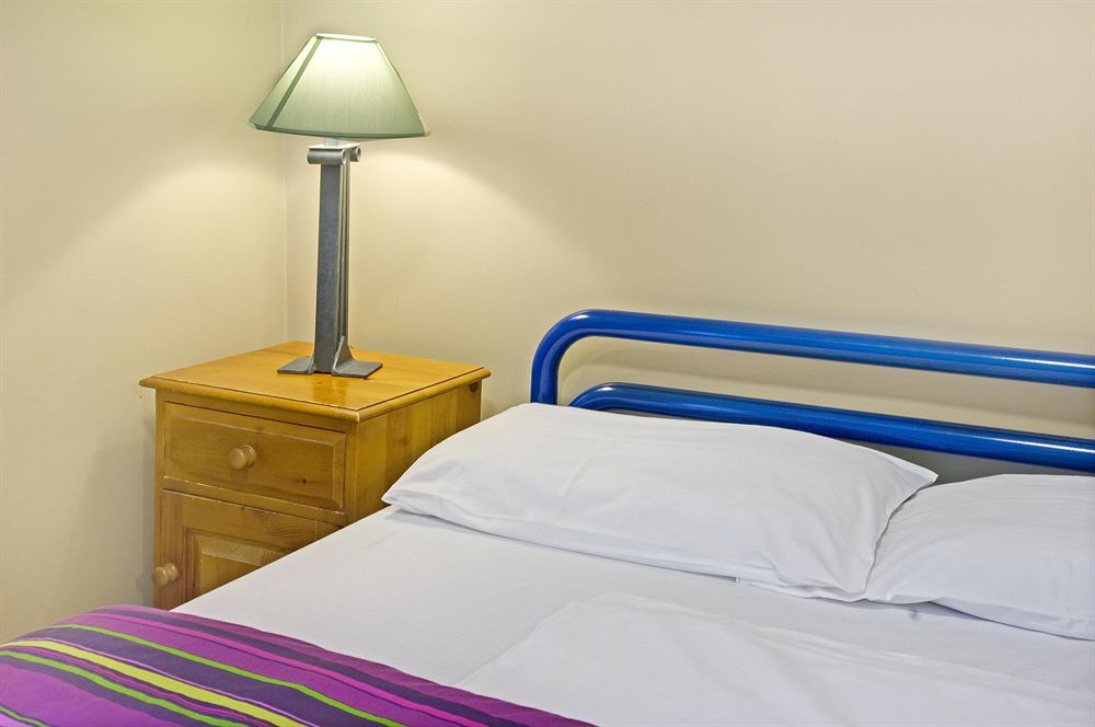 Isaacs Hostel Дъблин Екстериор снимка