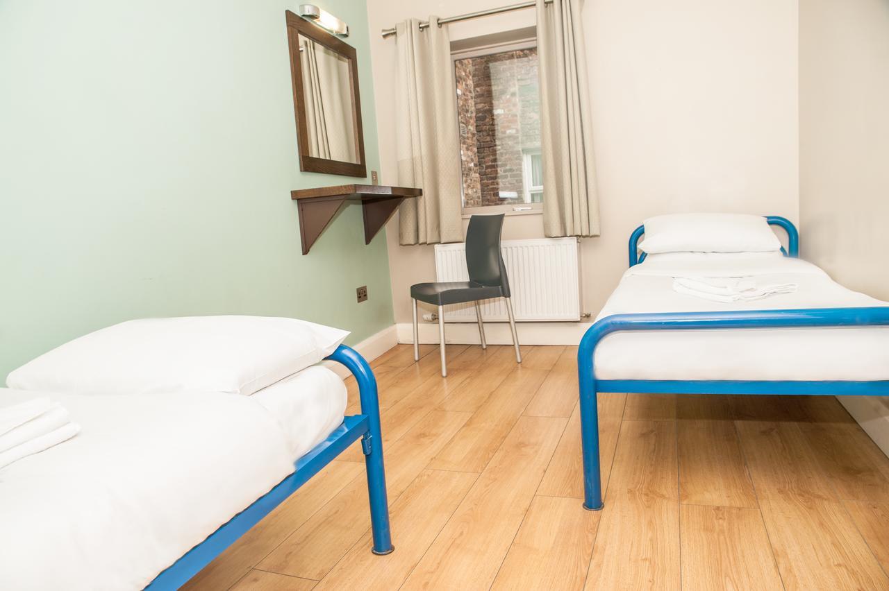 Isaacs Hostel Дъблин Екстериор снимка